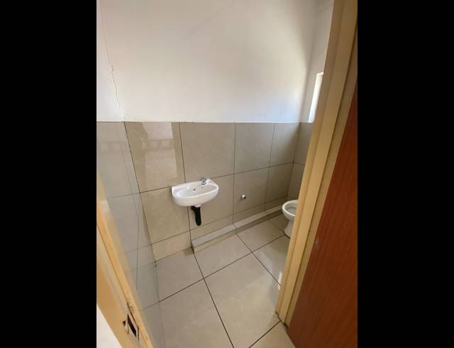 53M² BUILDING TO LET IN RUSTENBURG CENTRAL